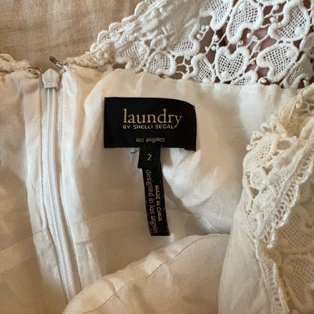 Laundry by Shelli Segal Cream Lace Chemise